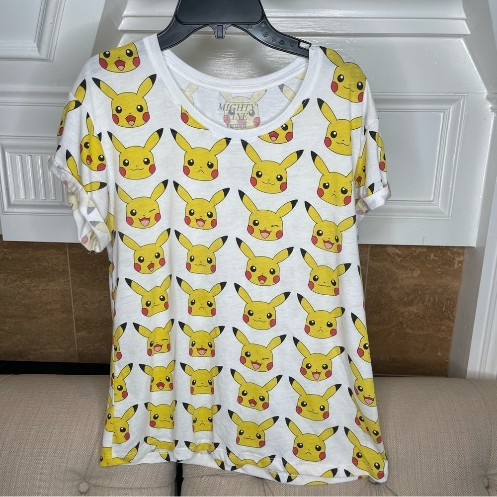 Bg: Mighty Fine Pokémon all over PIKACHU Print Short Sleeve T Shirt Sz L roll up